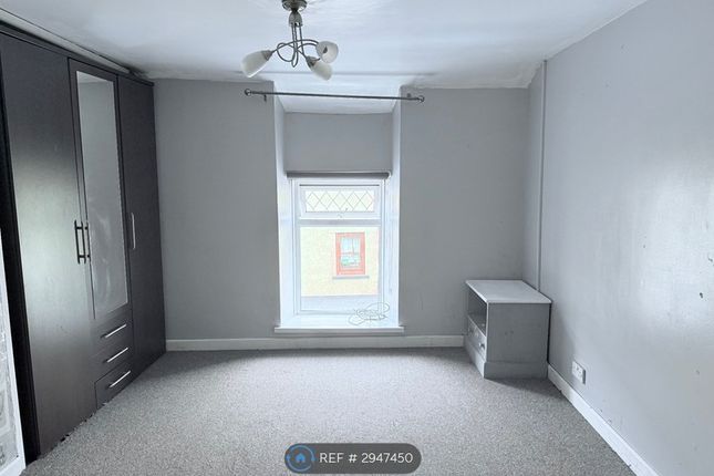 Pryce Street, Mountain Ash photo 3