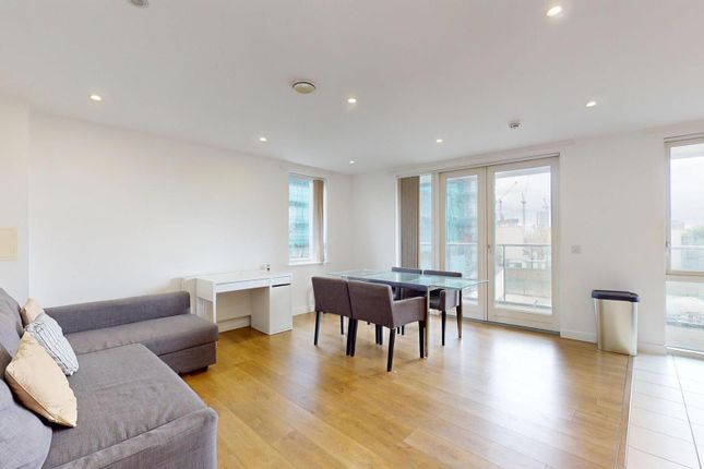 3 Bedrooms To Rent In E14 - Barrain London