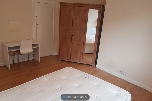 Flat, Highbury Grove Court Highbury Grove, London photo 4