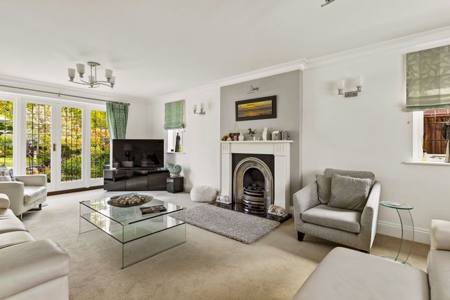 Ellerston Grove Road, Cranleigh photo 2