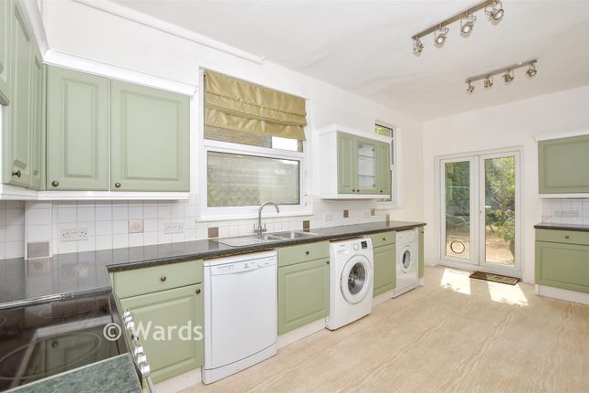 695, Loose Road, Maidstone photo 4