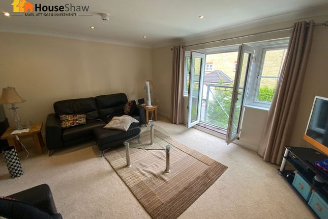 2 Coopers Rise, High Wycombe photo 4