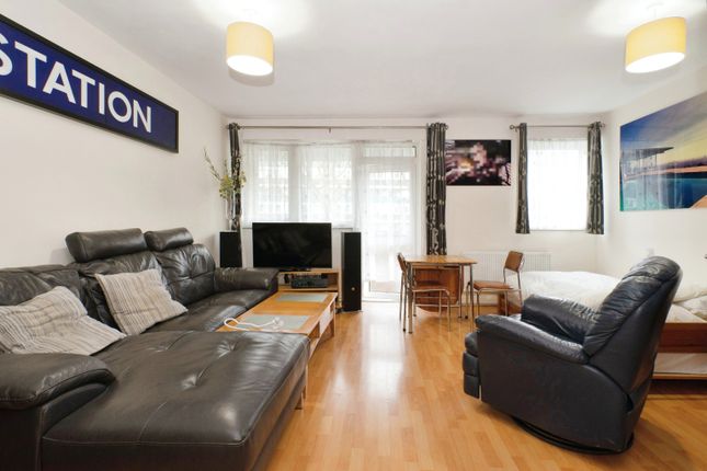 Studio for sale in Rotherhithe New Road, Rotherhithe