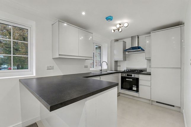 71,First floor flat, Wallis Avenue, Maidstone photo 4