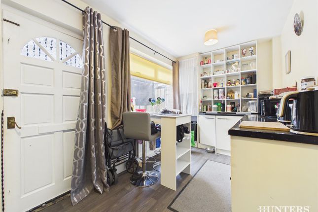 13, Park Avenue, Consett photo 4