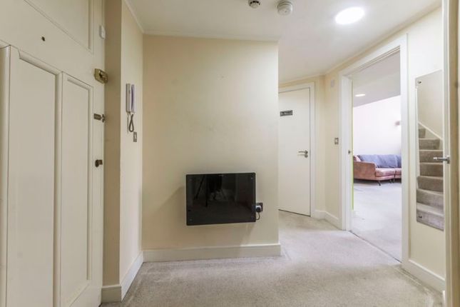Flat for sale in Clarence Place, Newport