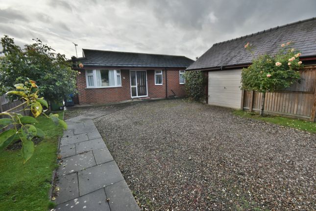 Thumbnail Bungalow for sale in Frog Lane, Holt