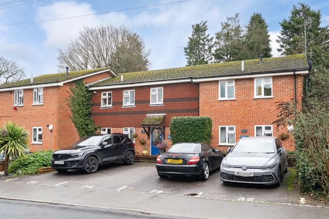 32, Bailey Road, Dorking photo 2