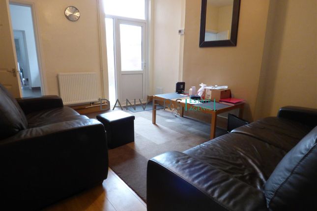 Terraced house to rent in Rydal Street, Leicester