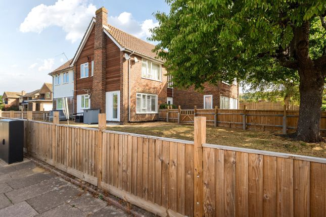 2 Cedar House,, Cissbury Avenue, Worthing photo 4