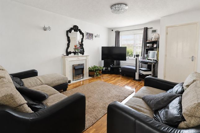 38, Minton Road, Coventry photo 3