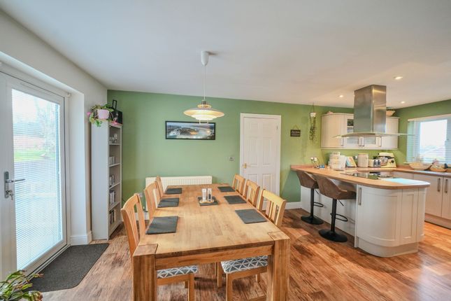 21 Caxton Park, Sheringham photo 3