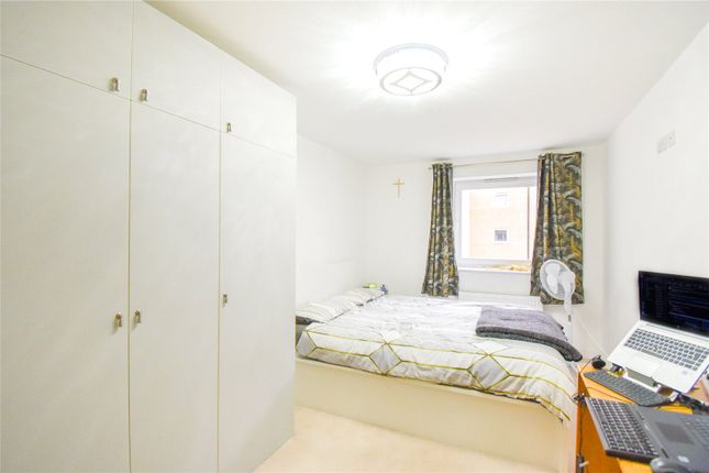 Hinds Court, Flat 1,, Perkins Gardens, Uxbridge photo 4