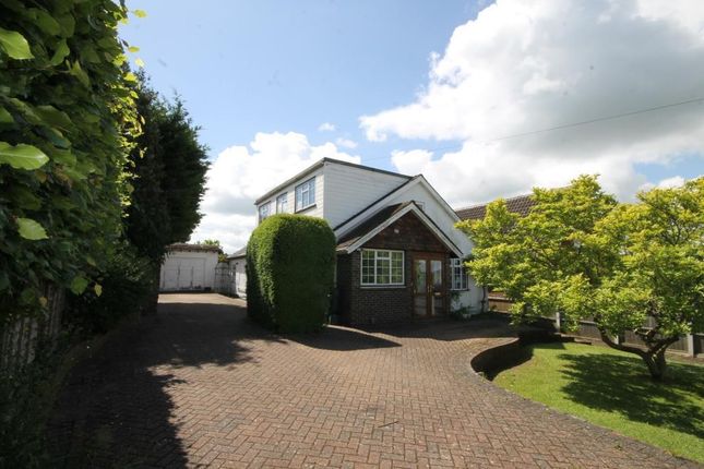 Thumbnail Detached house for sale in Howard Road, Bookham