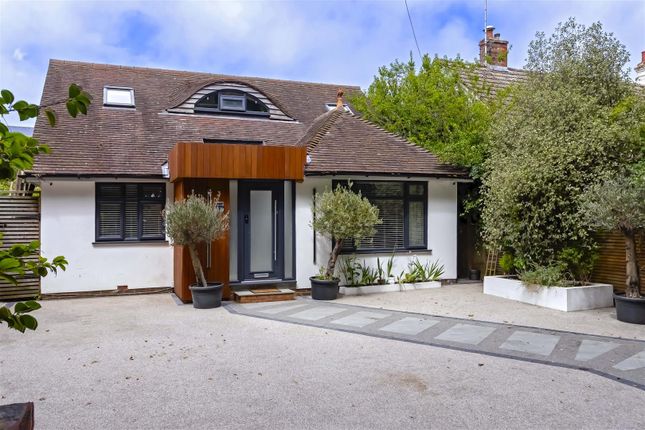 Chesswood Road_27.Jpg