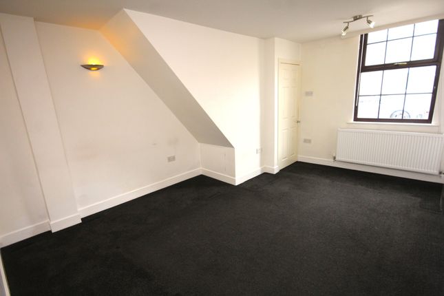9, Clara Street, Preston photo 4