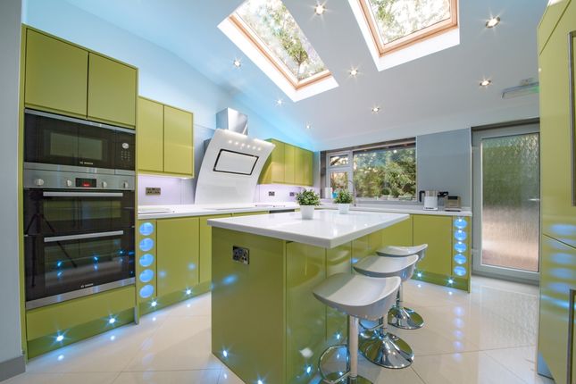 3 Bedroom Semi-Detached in NG7 2JE