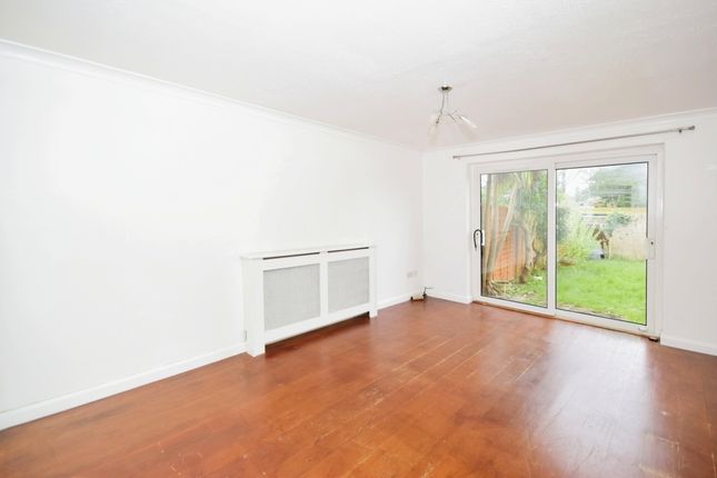 Thumbnail Terraced house to rent in Stanley Road, Sutton