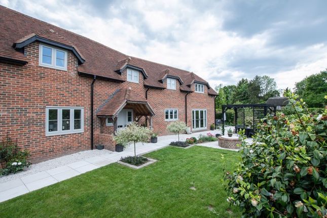 Garden To Front Of Property
