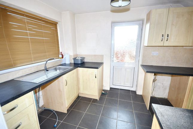 24, Sheffield Way, Northampton photo 5