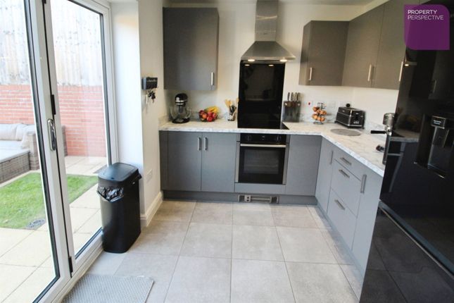 7, Sanderson Drive, Hessle photo 3