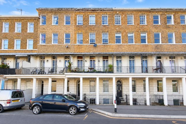 1-bed flat on Flat 3 17 Wellington Crescent,, Ramsgate, Kent, £795/mo