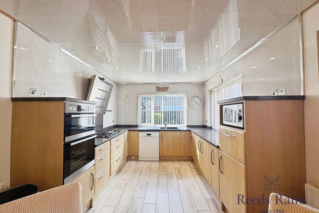 65, Chadderton Drive, Tyne and Wear photo 3