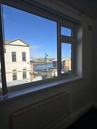 17, Bodelwell House, Sunderland photo 5