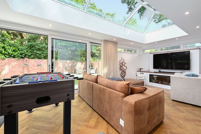 10, Greenleas, Surrey photo 4