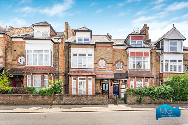 31, Fortis Green, London photo 3