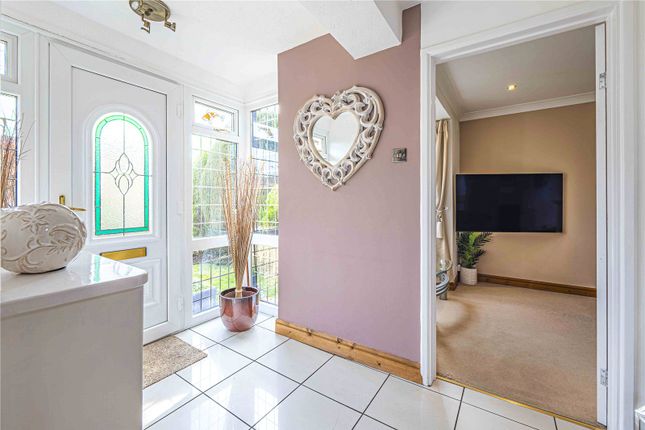 7, Croft Meadow, Kings Langley photo 4