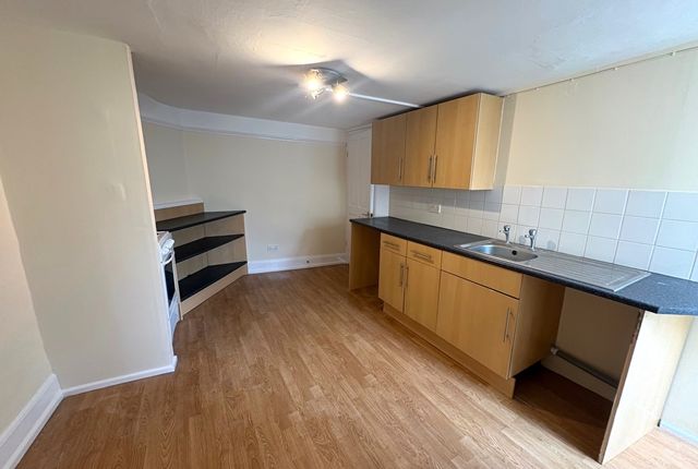 54a, High Street Devon, Honiton photo 3