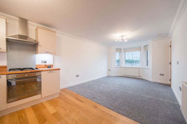 Queen Margaret Drive, Glasgow photo 2