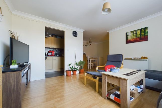 Flat for sale in Fellowes Road, Peterborough