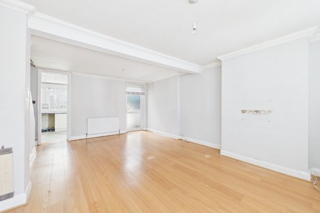 18A Addington Road, West Wickham, Kent photo 3