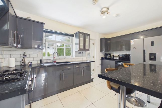10 Padstow Road, Nottingham photo 2