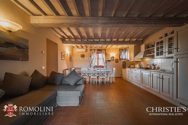 Country house for sale in Greve In Chianti, Tuscany, Italy