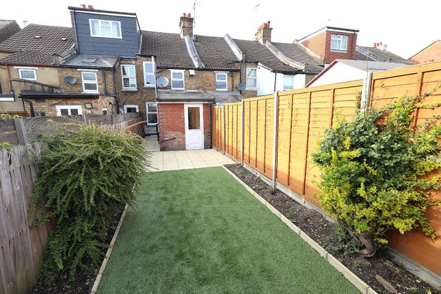 85, Brightwell Road, Watford photo 5