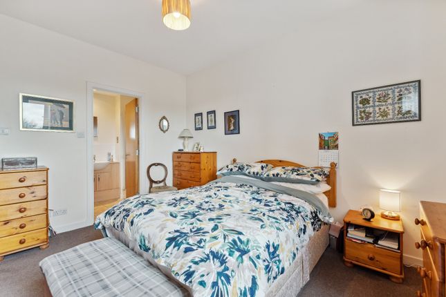 Flat for sale in Jackson Place, Bearsden, East Dunbartonshire