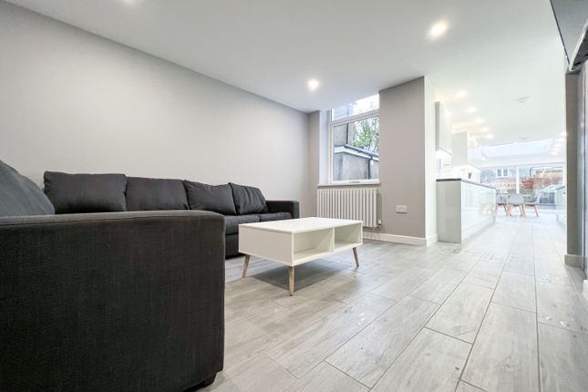 13, Hirwain Street, Cardiff photo 2