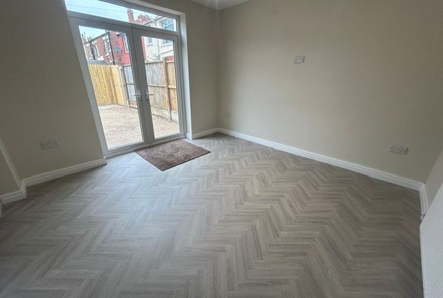 157, Blackpool photo 4