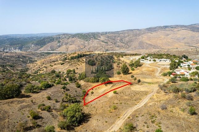 Land for sale in Kelokedara, Cyprus