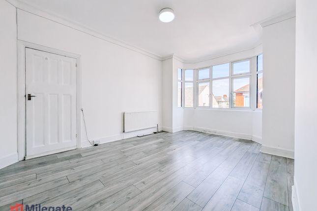 51, Hildaville Drive, Westcliff-On-Sea photo 3