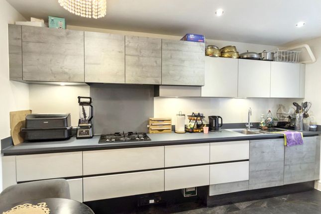 1 Olive Grove, Coalville photo 2