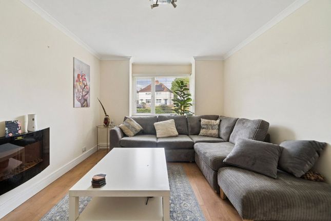 23, Primrose Lea, Buckinghamshire photo 3