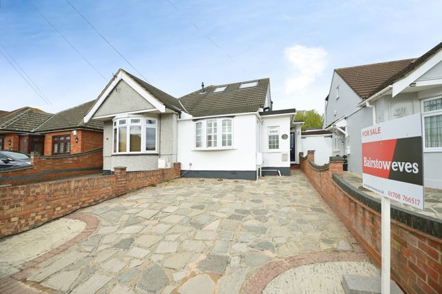 2-bed house on 8, Clyde Way, Romford, £460,000