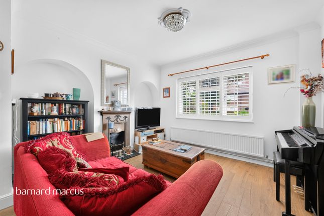 Dover House Road, London photo 2