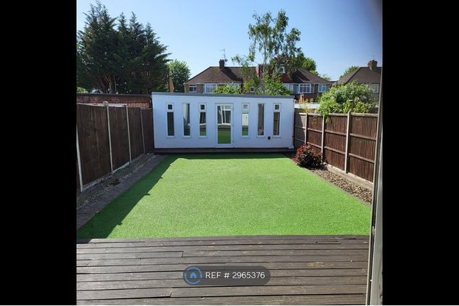 Jubilee Drive, Ruislip photo 5
