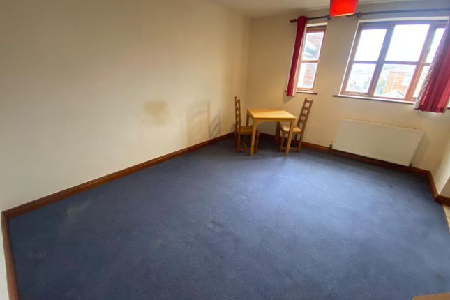 Flat 6, Keats House, 38, Union Road, Ryde photo 3