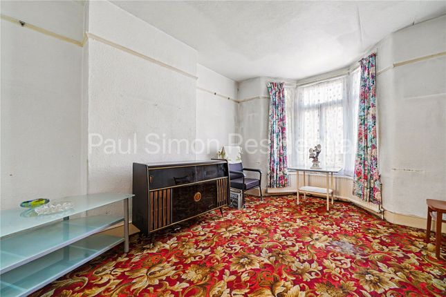 132, Effingham Road, London photo 2